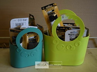 2 korfjes met div. schoenveters - afbeelding 1 van  3