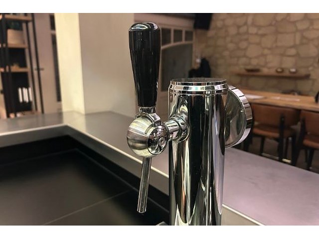 2 kraanstap + installatie/koeler + spoelbak antoine bar - afbeelding 10 van  16