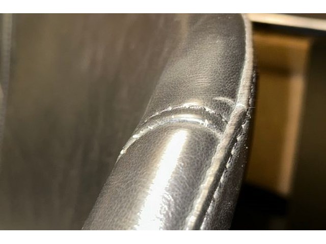 2 kuipstoelen - afbeelding 3 van  5