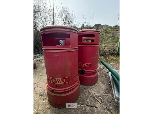 2 kunststof afvalbak - afbeelding 1 van  1