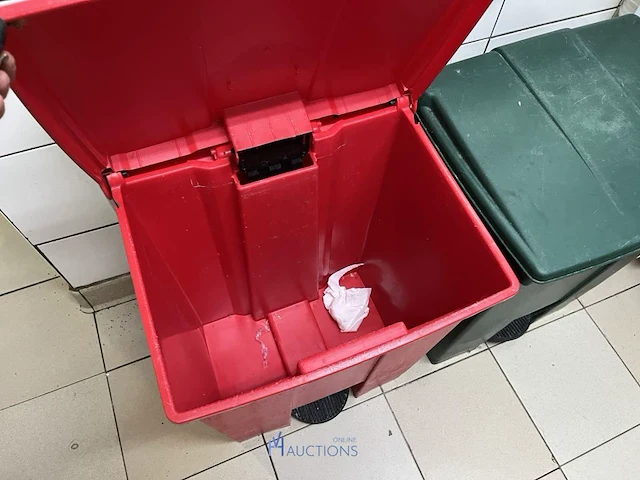 2 kunststof afvalcontainers - afbeelding 3 van  4