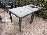 2 kunststof tuintafels - afbeelding 5 van  5