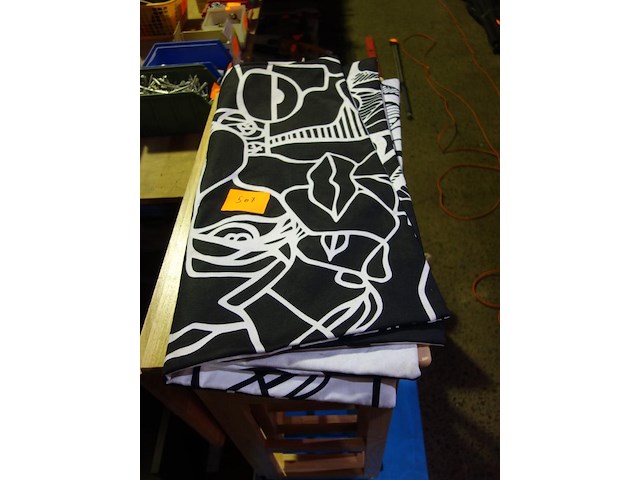 2 kussenovertrekken zwart/wit 70 x 70 cm - afbeelding 1 van  1