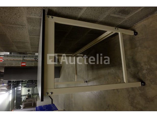 2 laboratoriummeubilair - afbeelding 1 van  10