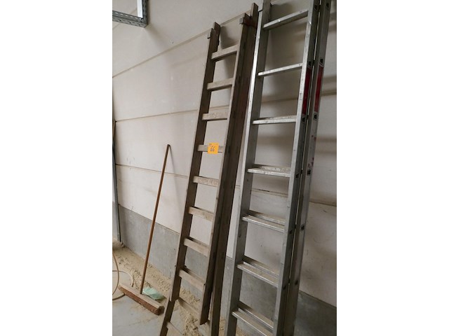 2 ladders - afbeelding 3 van  3