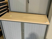 2 lage bureelkasten en met schuifdeuren - afbeelding 1 van  2