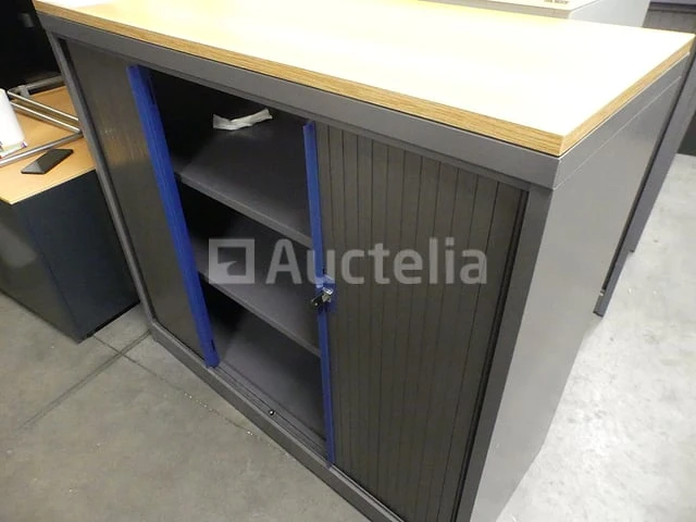 2 lage kasten met luiken - afbeelding 3 van  6
