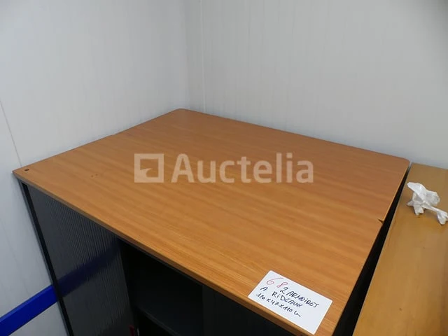 2 lage kasten met luiken - afbeelding 2 van  5