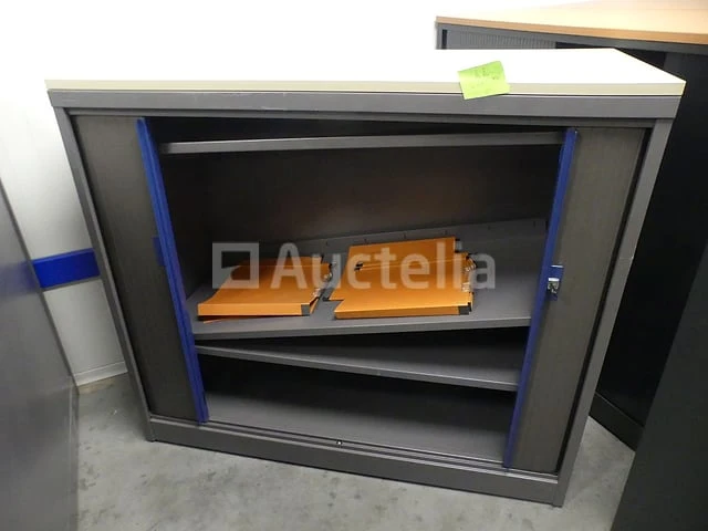 2 lage kasten met luiken - afbeelding 3 van  3