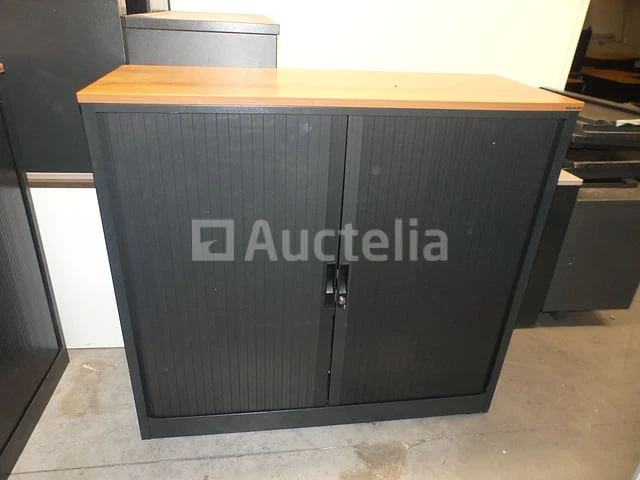 2 lage kasten met luiken - afbeelding 1 van  9