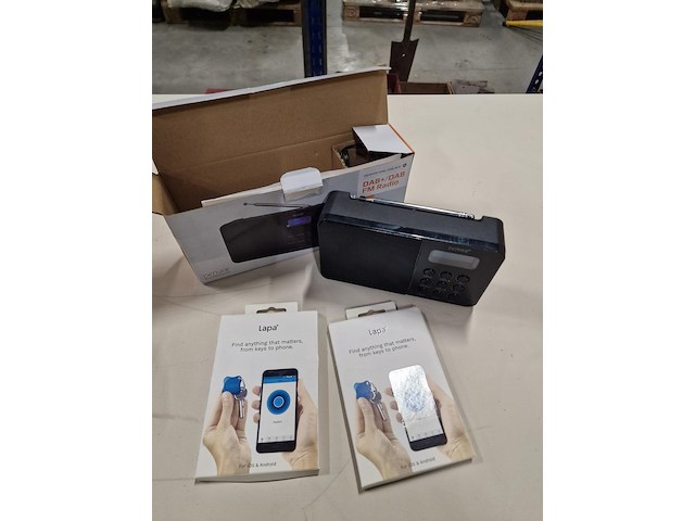 2 lapa sleutehangers en dab+ radio - afbeelding 1 van  6