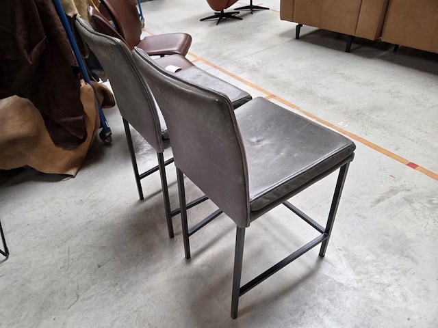 2 lederen barstoelen - afbeelding 3 van  6
