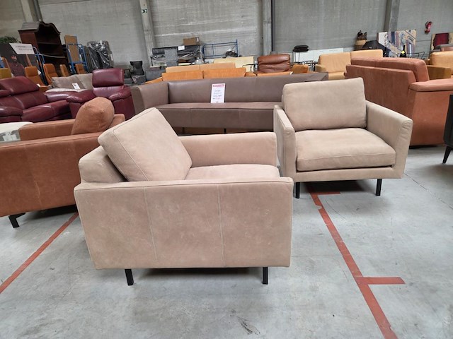2 lederen fauteuilles alzano - afbeelding 4 van  8