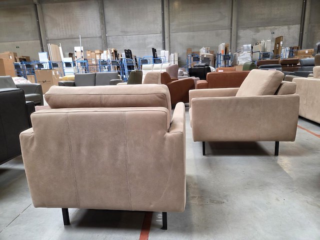 2 lederen fauteuilles alzano - afbeelding 6 van  8