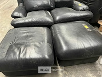 2 lederen voetbanken - afbeelding 2 van  2