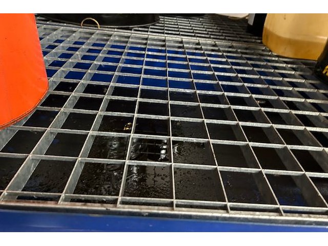 2 lekbakken - afbeelding 2 van  3