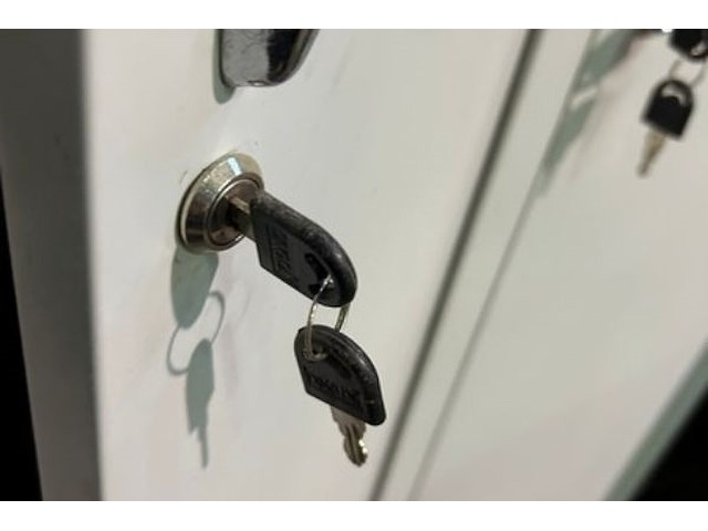 2 lockers, 2 kasten - afbeelding 6 van  6