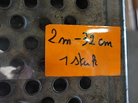 2 loopplanken stelling 2,00m x 0,32m + 2,40m x0,30m - afbeelding 3 van  6