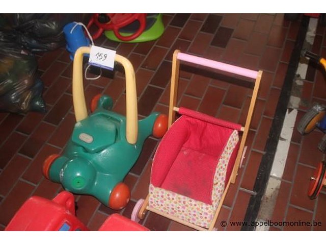 2 loopwagentjes - afbeelding 1 van  1