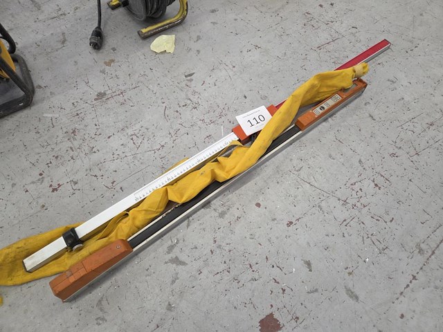 2 maatlatten - afbeelding 1 van  3