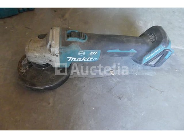 2 makita haakse slijpers - afbeelding 1 van  11