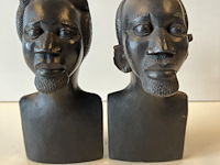 2 massieve beeldjes mannen - afbeelding 1 van  3