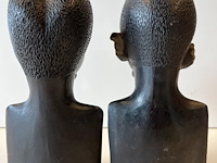 2 massieve beeldjes mannen - afbeelding 3 van  3