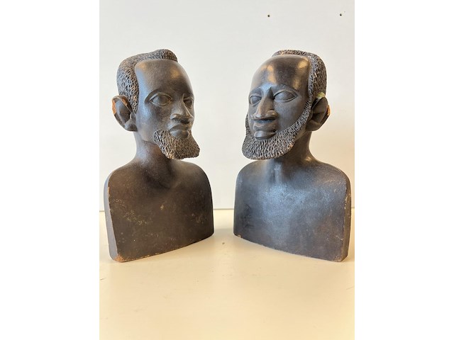 2 massieve beeldjes mannen - afbeelding 3 van  4