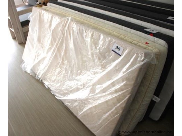 2 matrassen - afbeelding 1 van  1