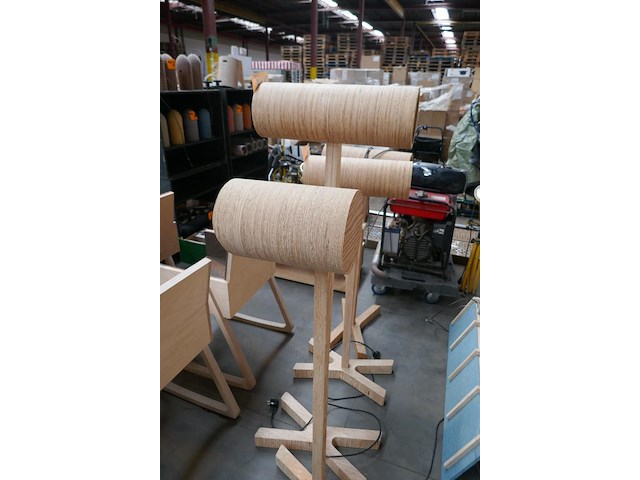 2 meanwhile staande lampen - afbeelding 5 van  5