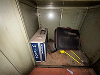 2 metalen archiefkasten met inhoud - afbeelding 10 van  12