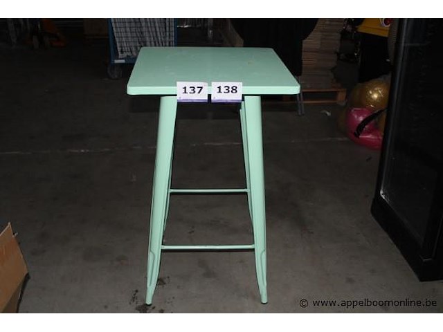 2 metalen bartafeltjes - afbeelding 1 van  1