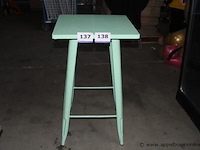 2 metalen bartafeltjes - afbeelding 1 van  1