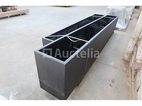 2 metalen bloembakken - afbeelding 3 van  6