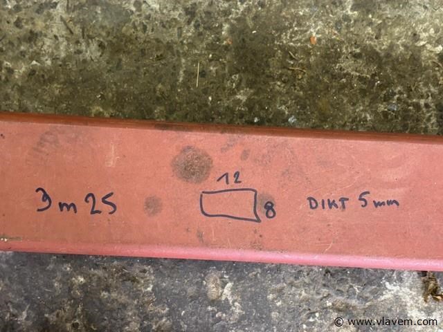 2 metalen buizen - afbeelding 4 van  4