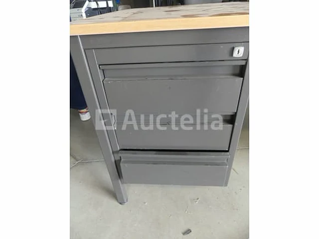 2 metalen bureaus - afbeelding 8 van  12