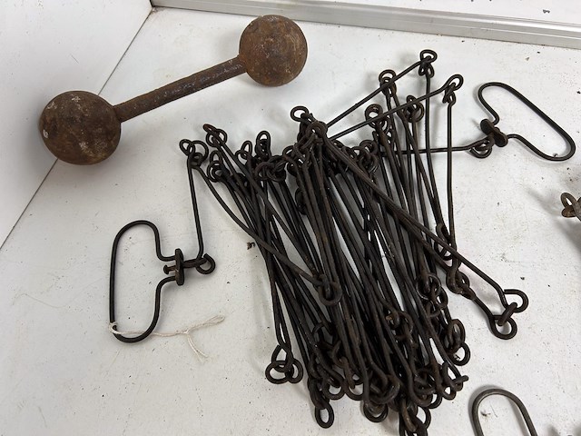 2 metalen decameters + halter gewicht - afbeelding 2 van  3