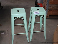 2 metalen krukjes - afbeelding 1 van  1