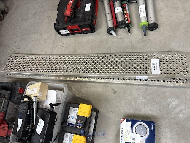 2 metalen rijplaten - afbeelding 2 van  2