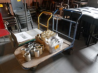 2 metalen transportkarren - afbeelding 1 van  3