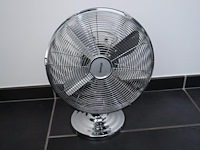 2 metalen ventilators - afbeelding 5 van  6