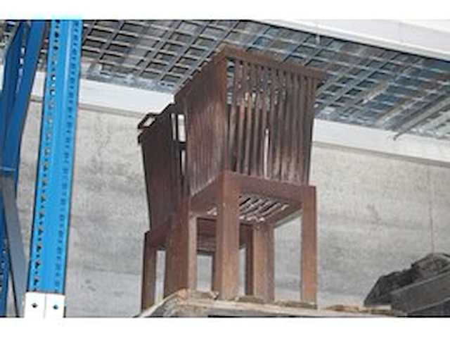 2 metalen vuurkorven - afbeelding 1 van  2