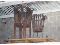 2 metalen vuurkorven