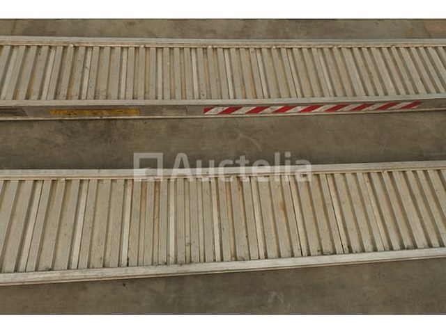 2 metalmec m100/30 aluminium laadhellingen - afbeelding 3 van  8