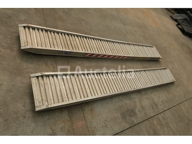 2 metalmec m100/30 aluminium laadhellingen - afbeelding 7 van  8