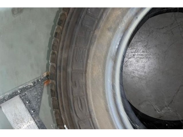 2 michelinbanden - afbeelding 3 van  4