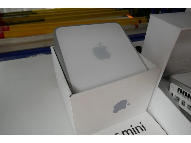 2 mini-desktop's apple - afbeelding 5 van  5