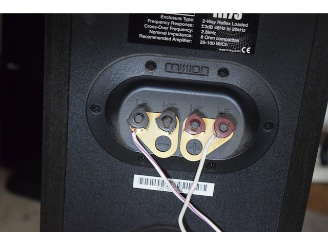 2 mission luidsprekers m73 2way reflex loaded, 1 solid center speaker - afbeelding 6 van  6