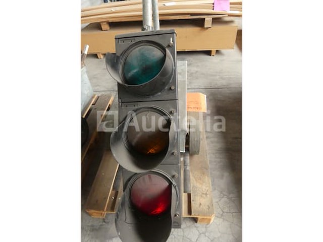2 mobiele verkeerslichten - afbeelding 6 van  11