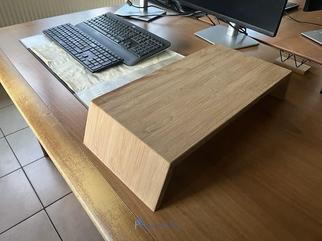2 monitors dell met toetsenborden - afbeelding 5 van  5